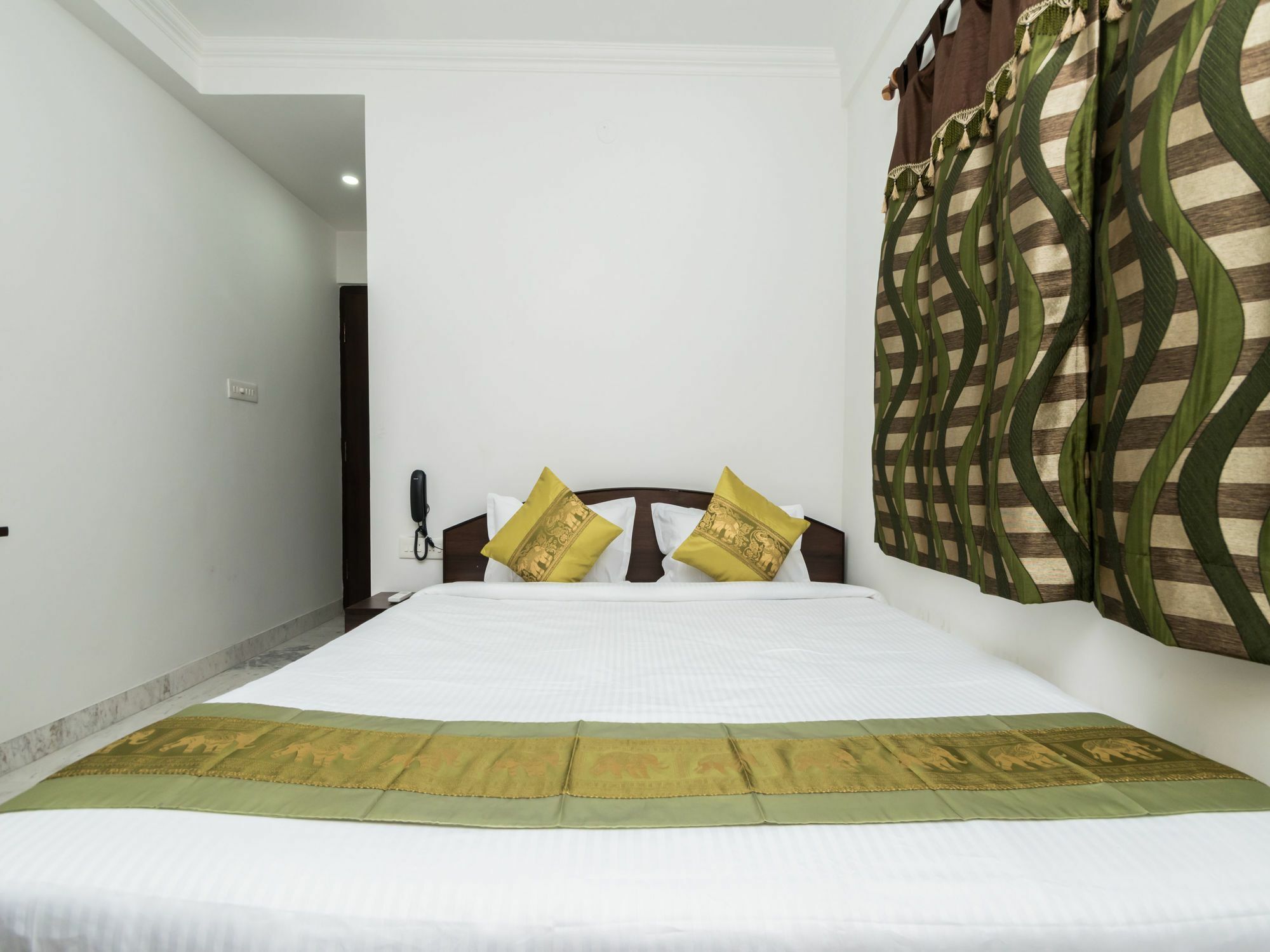 Super Hotel O New Town Near Axis Mall Formerly Spandan Inn Calcutta Buitenkant foto